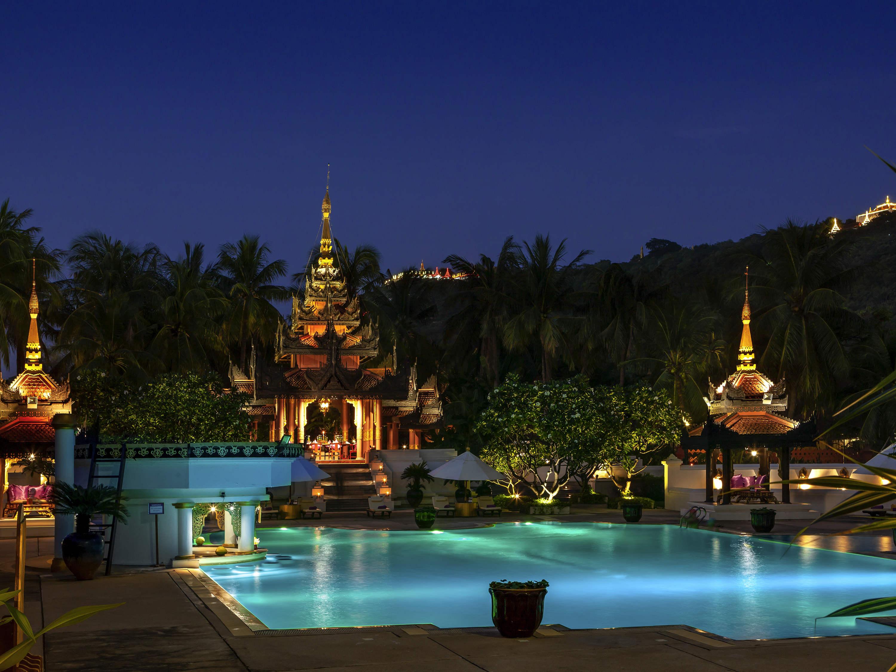 Mercure Mandalay Hill Resort Bagian luar foto