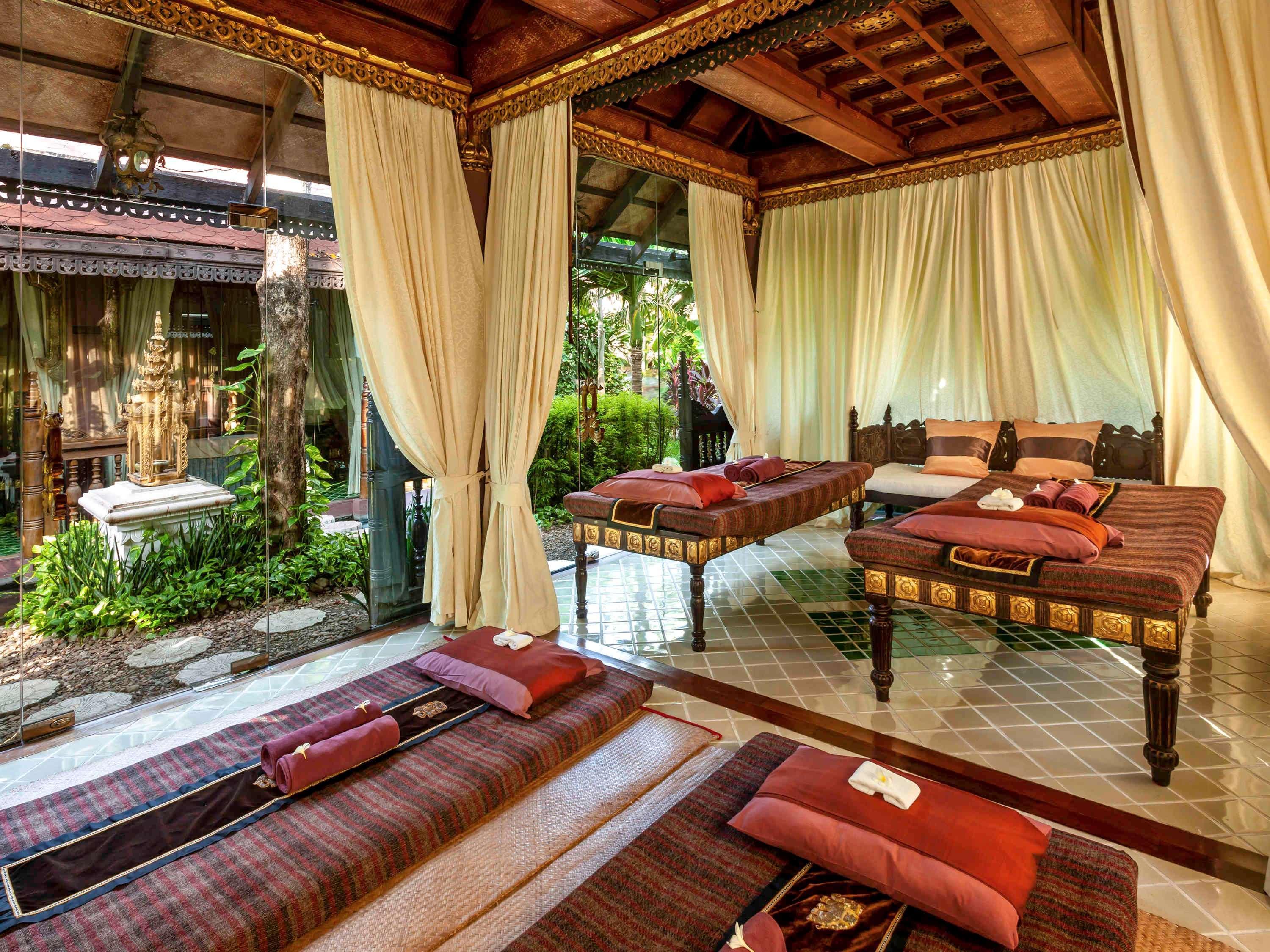 Mercure Mandalay Hill Resort Bagian luar foto