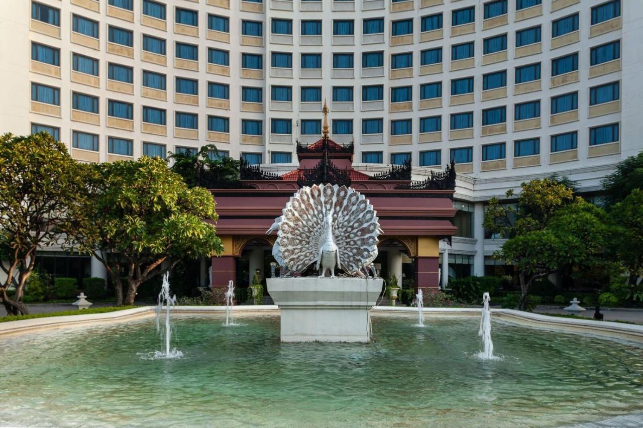 Mercure Mandalay Hill Resort Bagian luar foto
