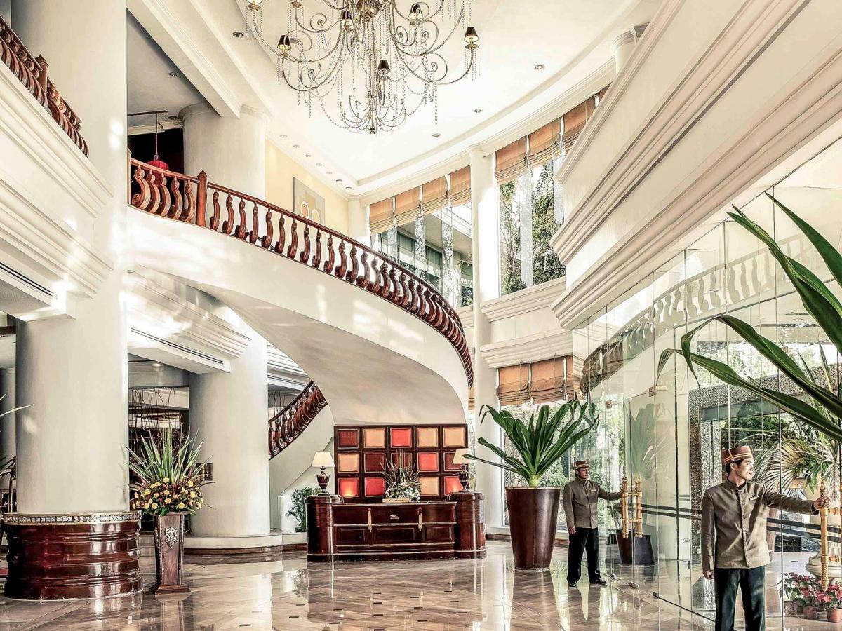 Mercure Mandalay Hill Resort Bagian luar foto